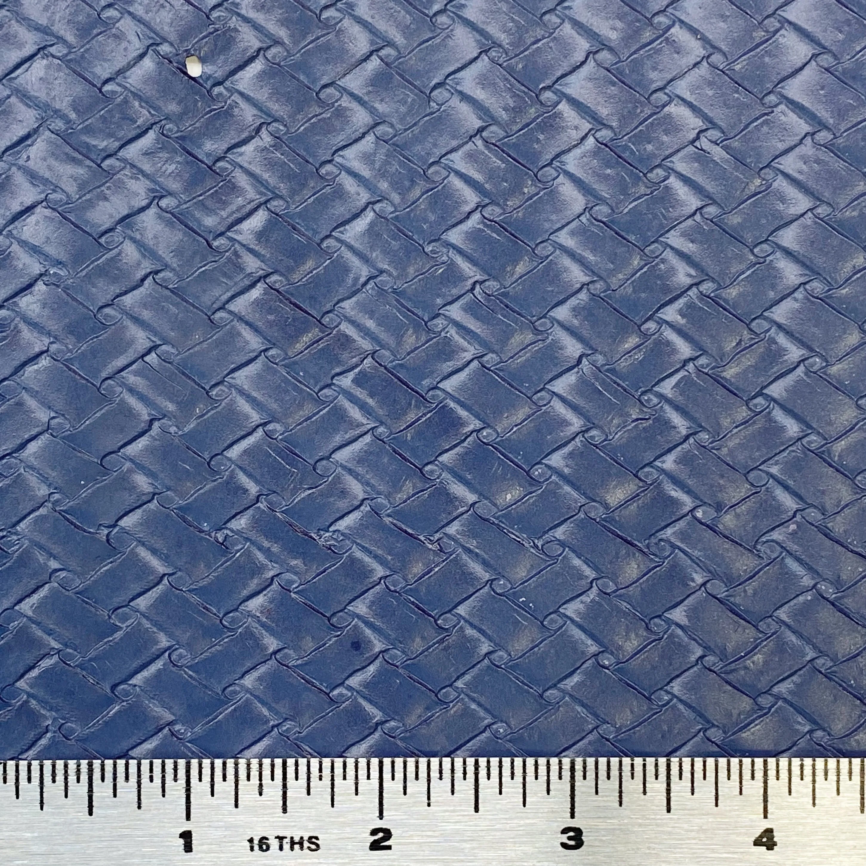 3oz (1.4mm) Cadet Blue Basket Weave Embossed Cow Leather (per square foot)