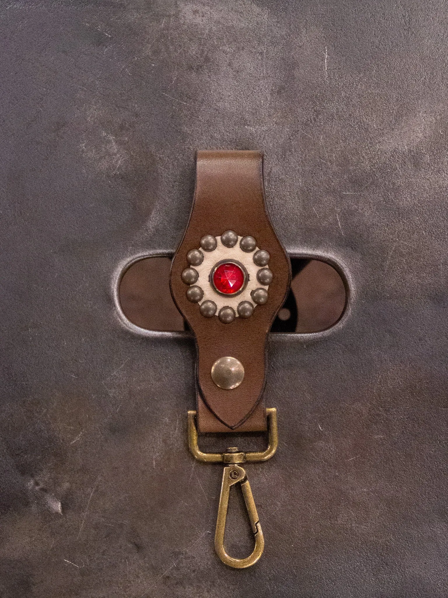 Bandit Golden Belts, Jewelled Keychain, Brown/ Brass