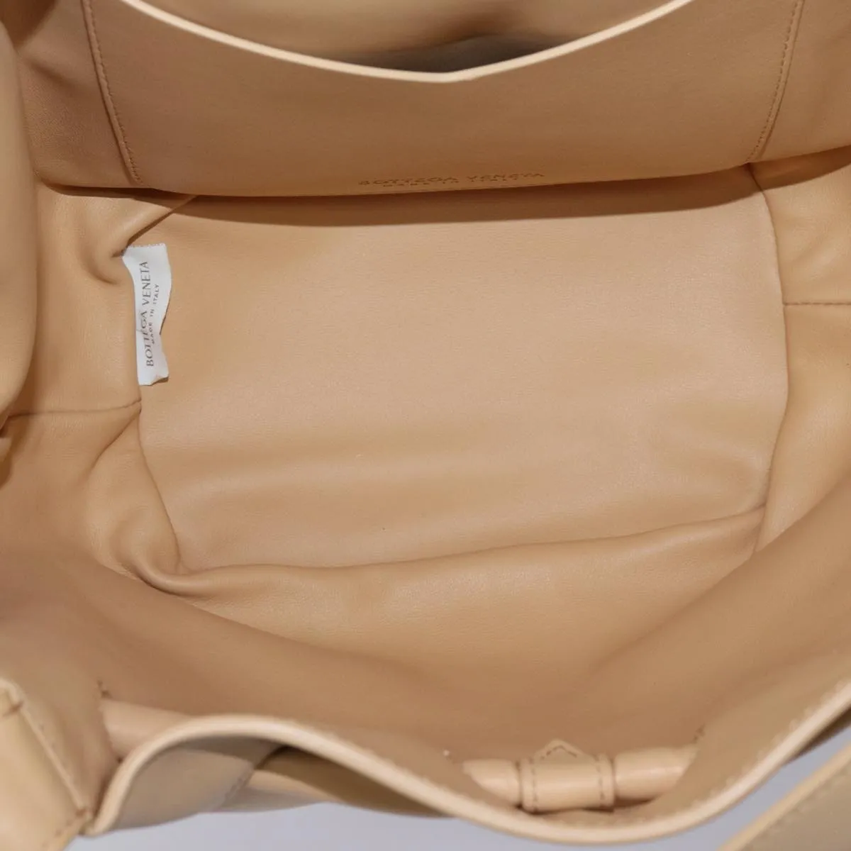 BOTTEGA VENETA Beak Handbag