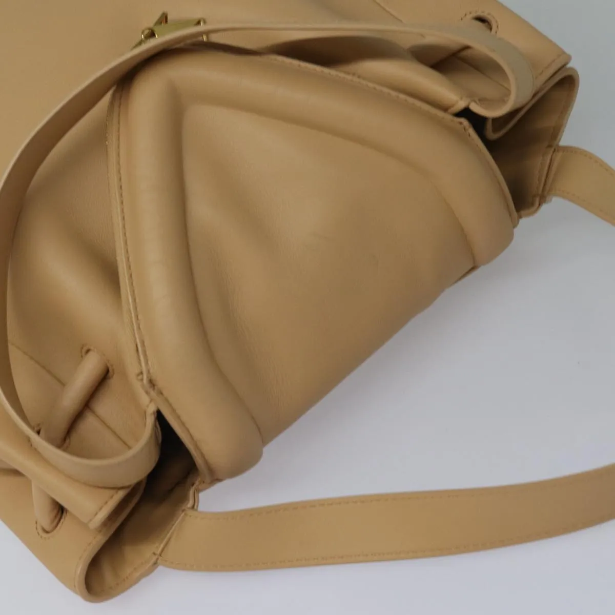 BOTTEGA VENETA Beak Handbag