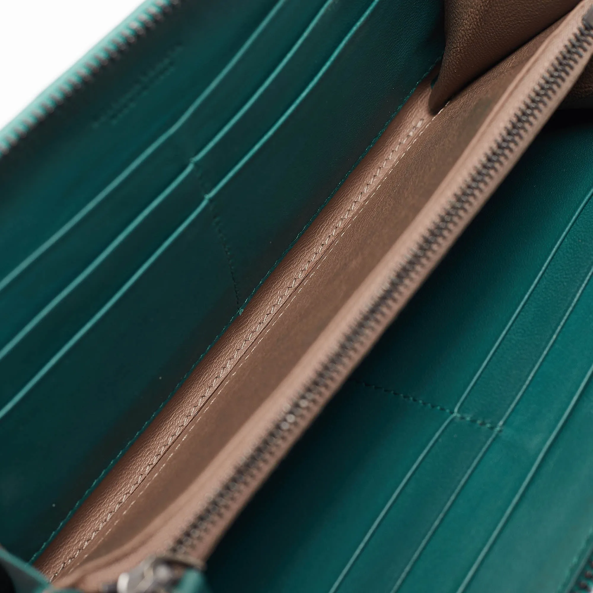 BOTTEGA VENETA Dark Green Intrecciato Leather Continental Wallet