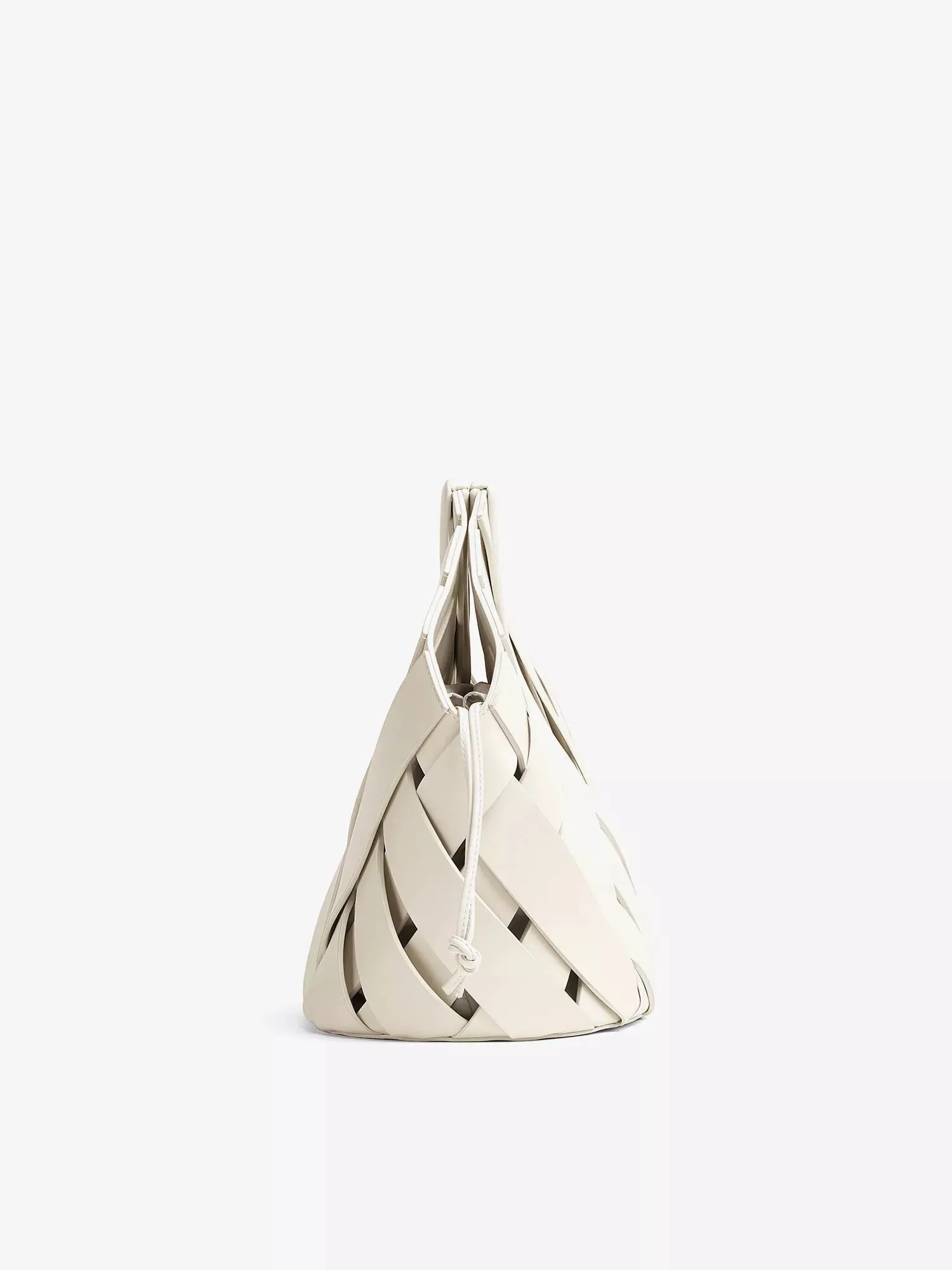 BOTTEGA VENETA POINT DRAWSTRING LEATHER BASKET BAG