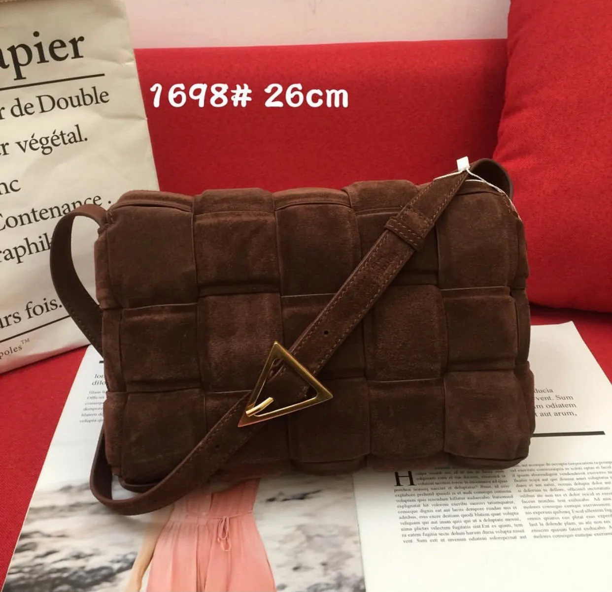 BV037 Suede Leather Padded Cassette Bag / 10.2x3.1x7.1inch