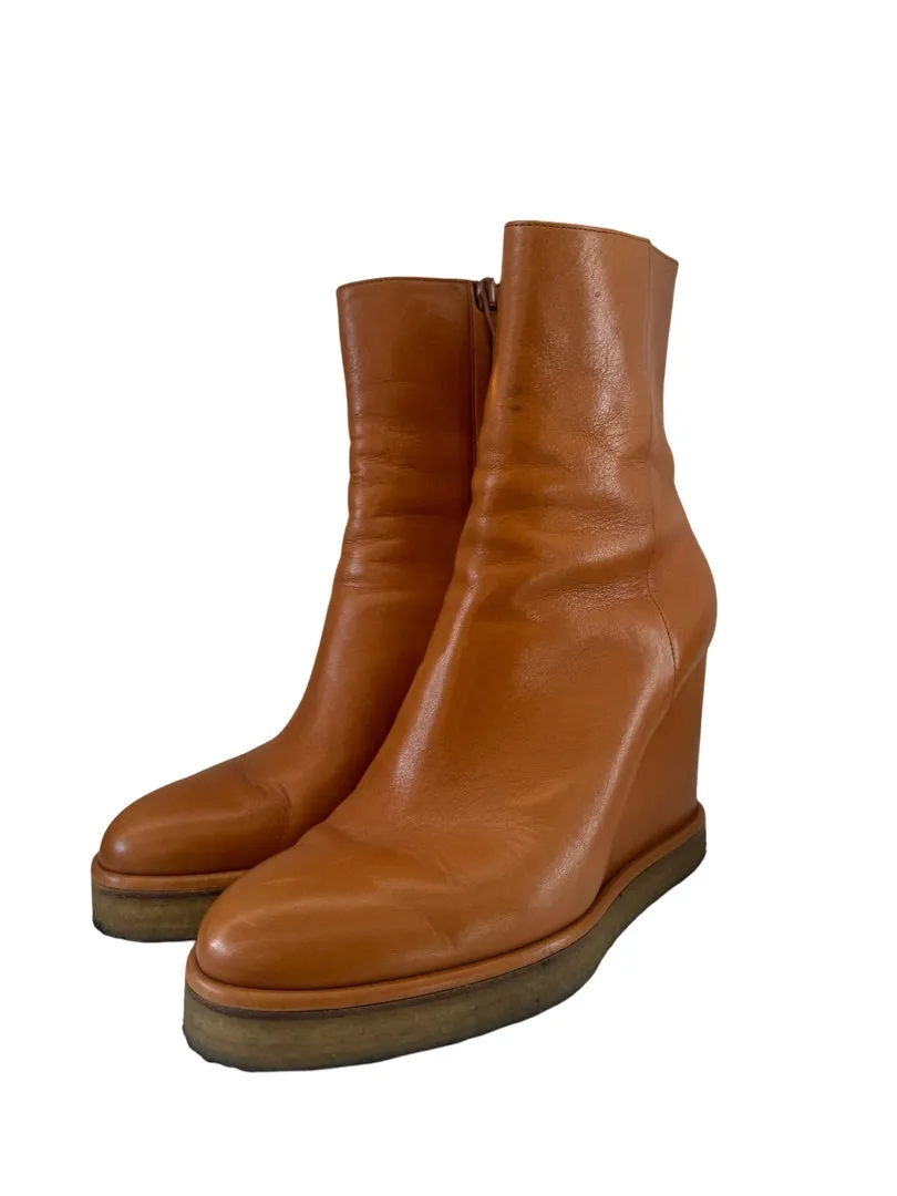 Celine Camel Manon Wedge Ankle Boot. Size: 37