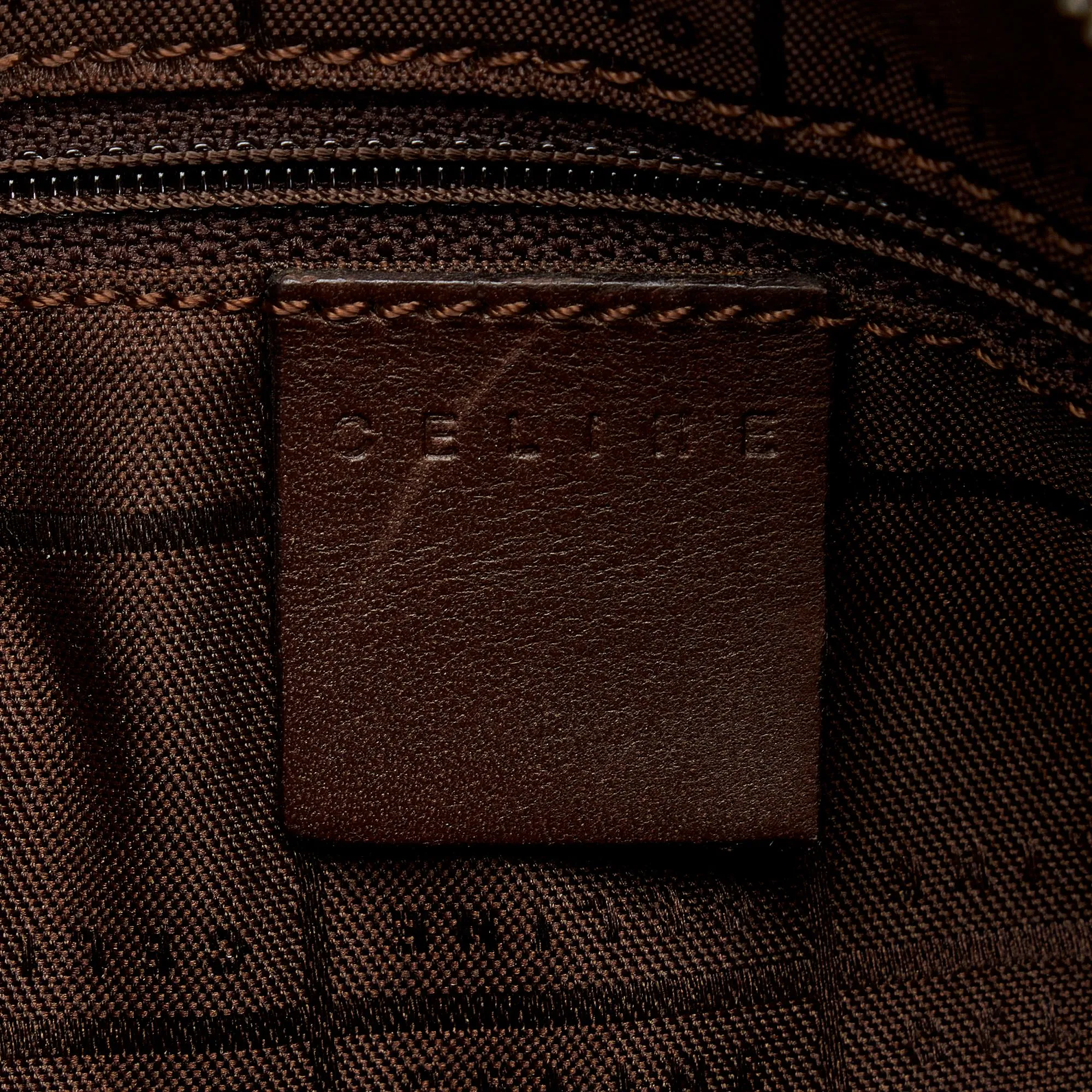 Celine Vintage Barrel Bag Embossed Suede Medium (SHG-Y8CjZx)