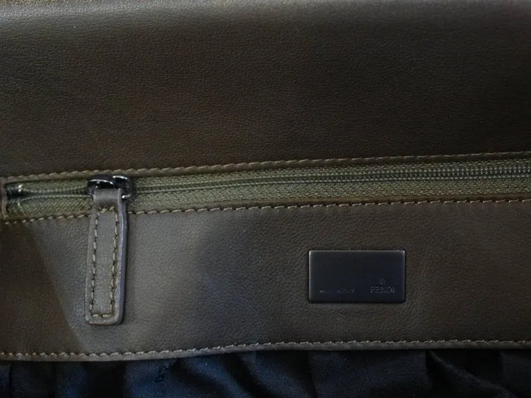 Fendi Borsa Pochette To You Hobo Bag