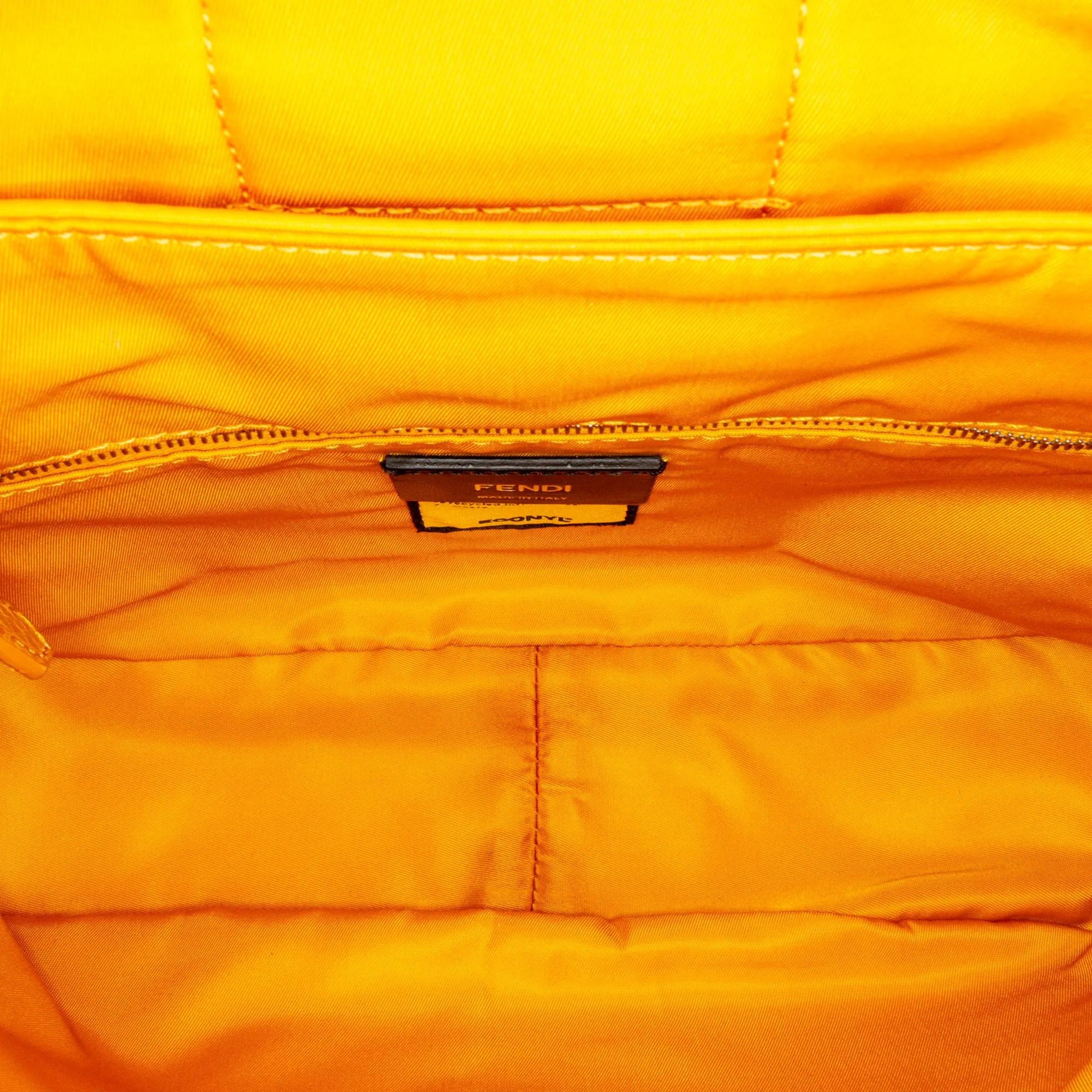 Fendi Medium Mamma Baguette Crossbody Bag (SHG-x2ndEF)