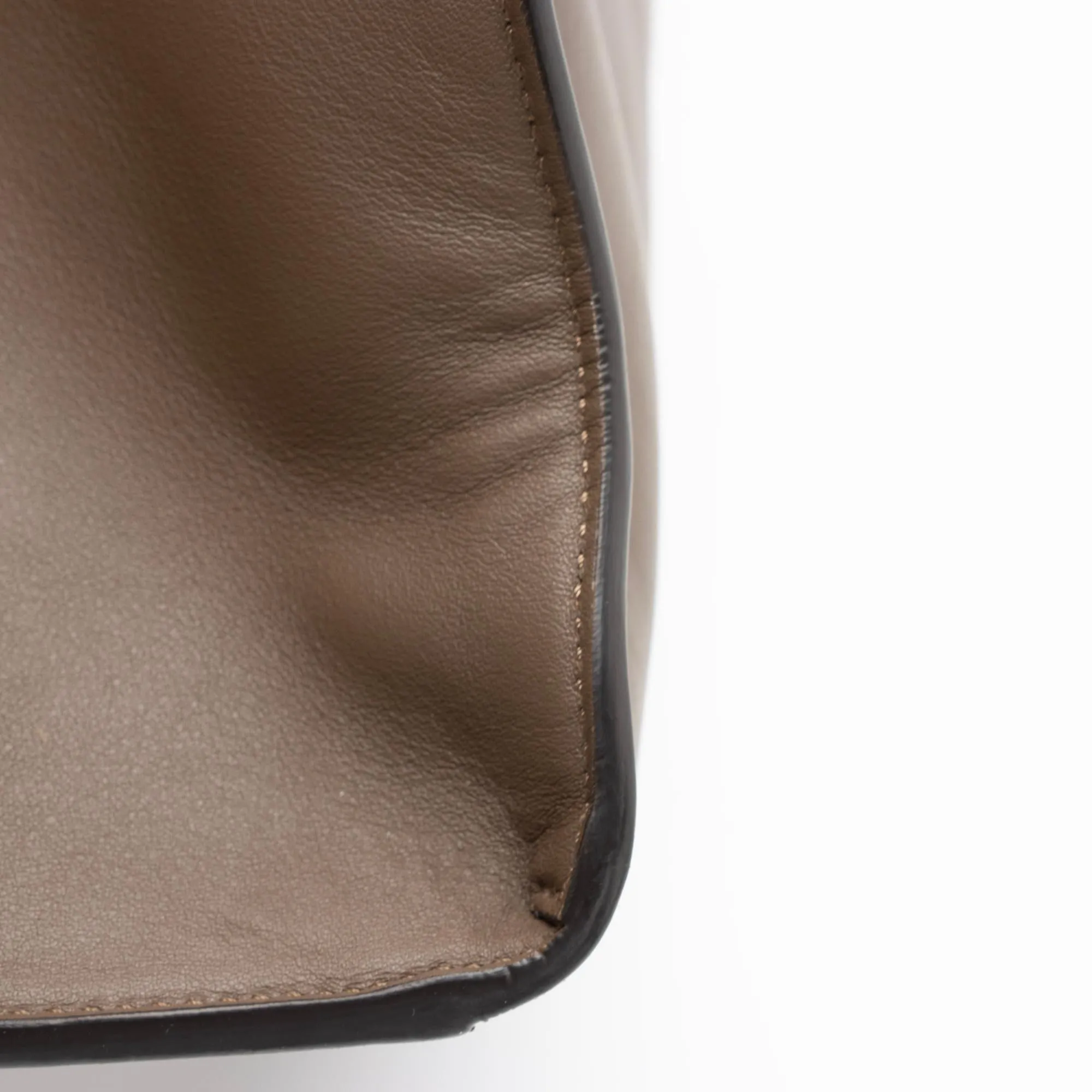 Fendi Nappa Leather Peekaboo X Lite Large Satchel (SHF-WvzNXl)