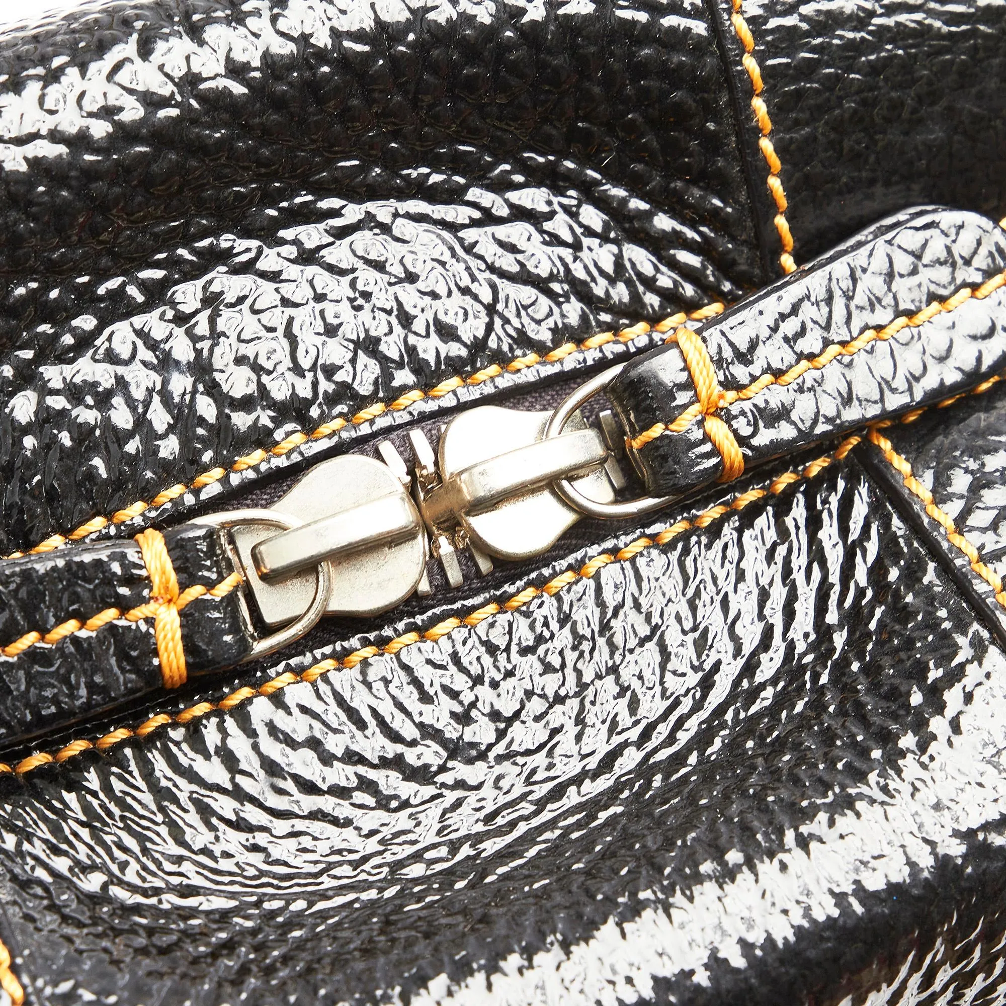 Fendi Patent Leather Handbag (SHG-31921)