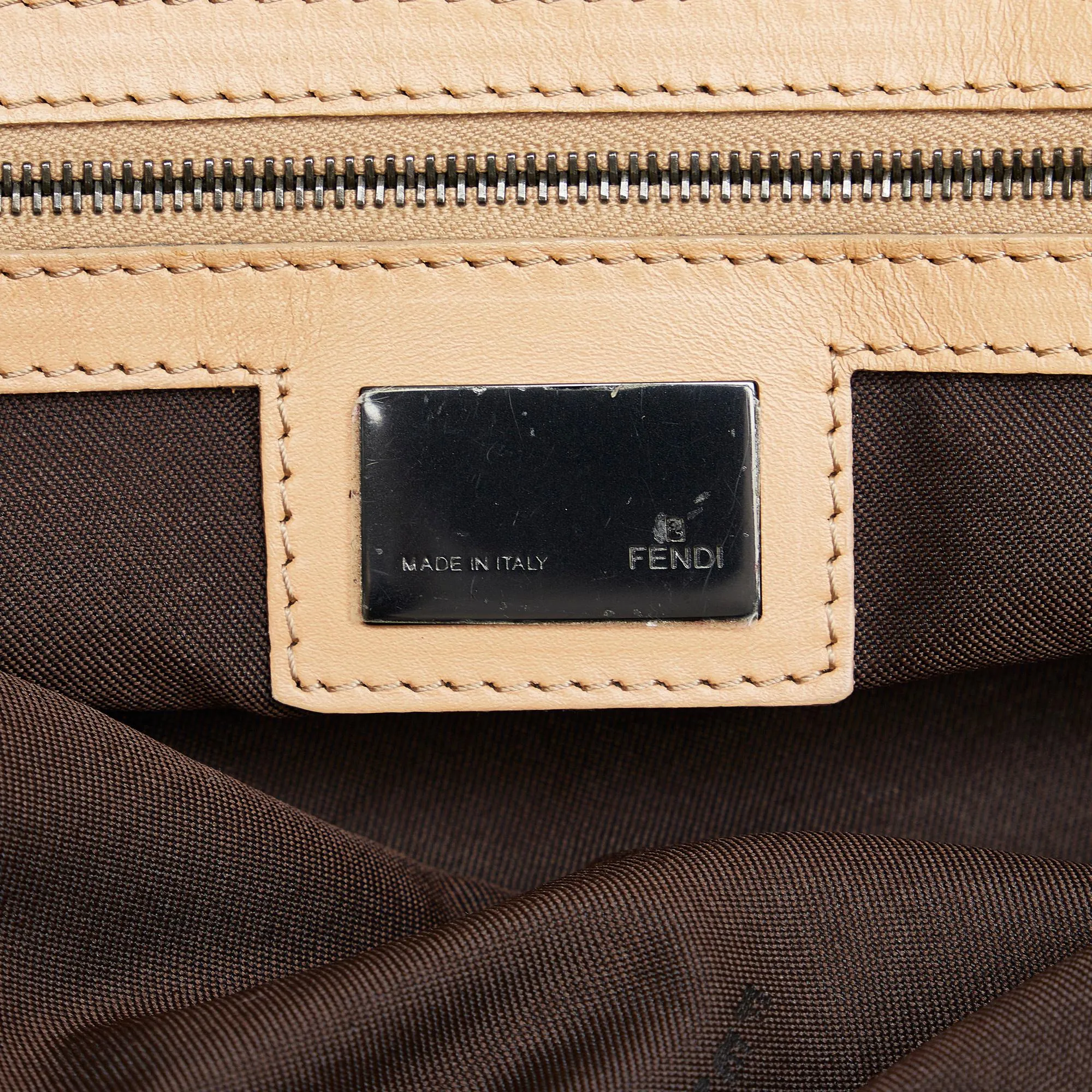 Fendi Zucchino Tote (SHG-kJ8gv2)