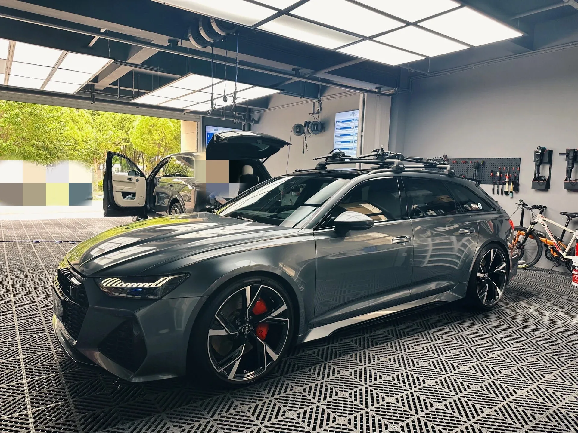 Gloss Metallic Battleship Grey Car Wrap