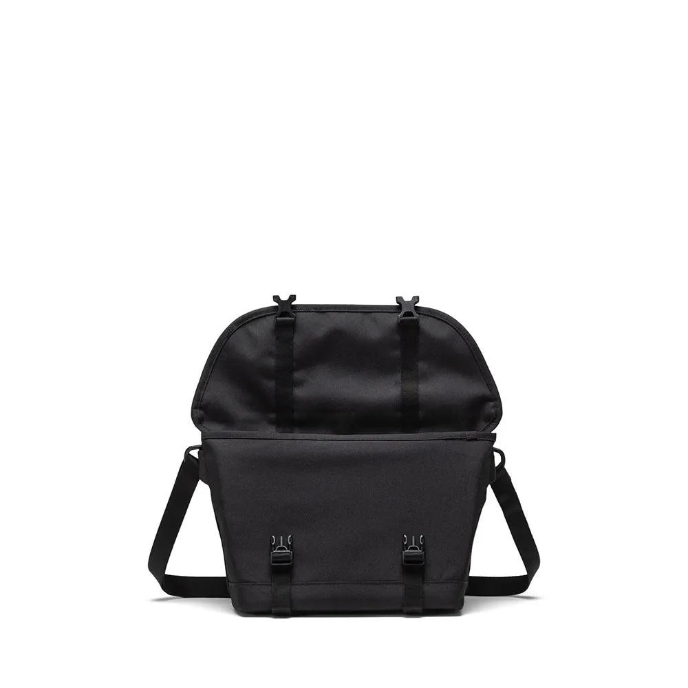 Herschel Cove Small Messenger