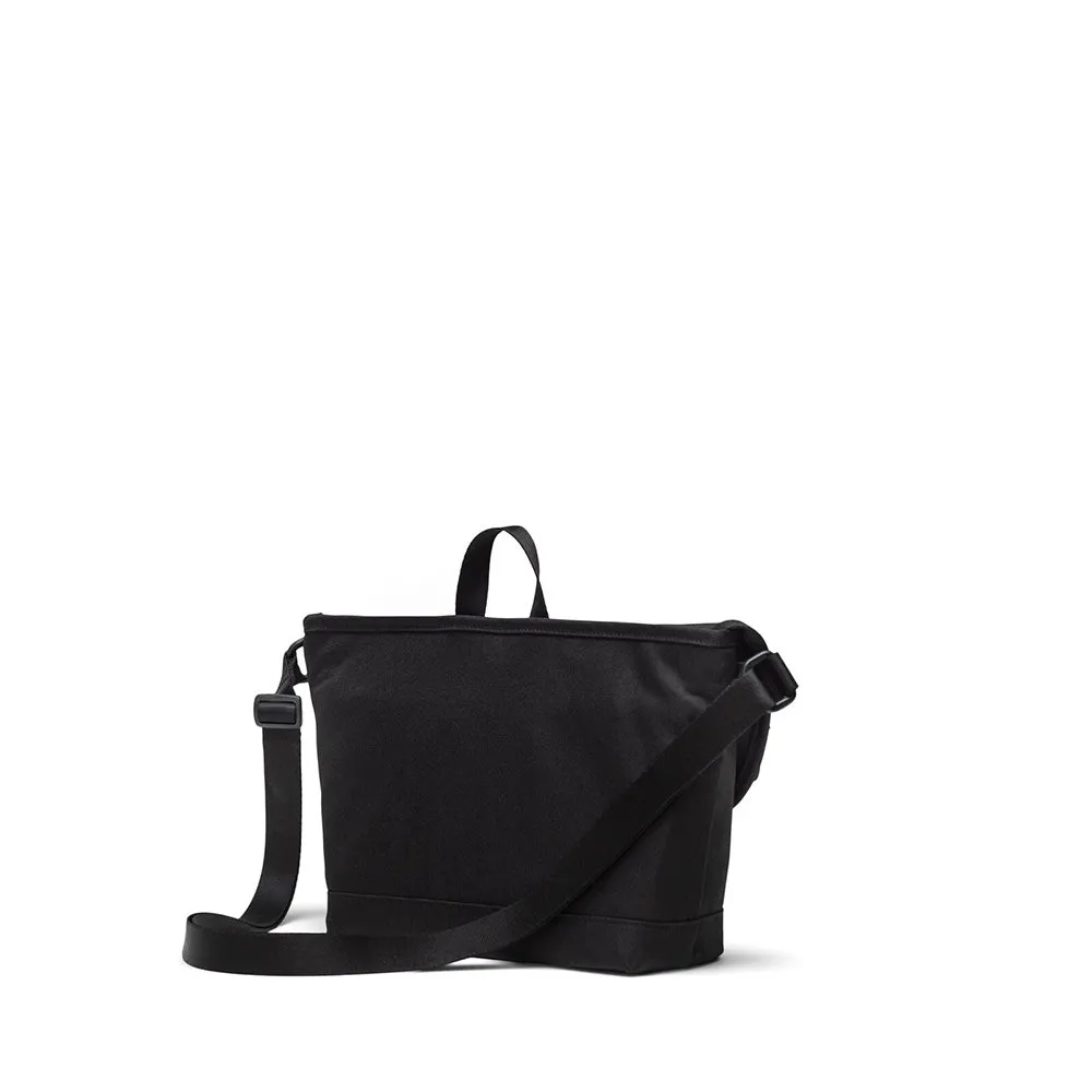 Herschel Cove Small Messenger