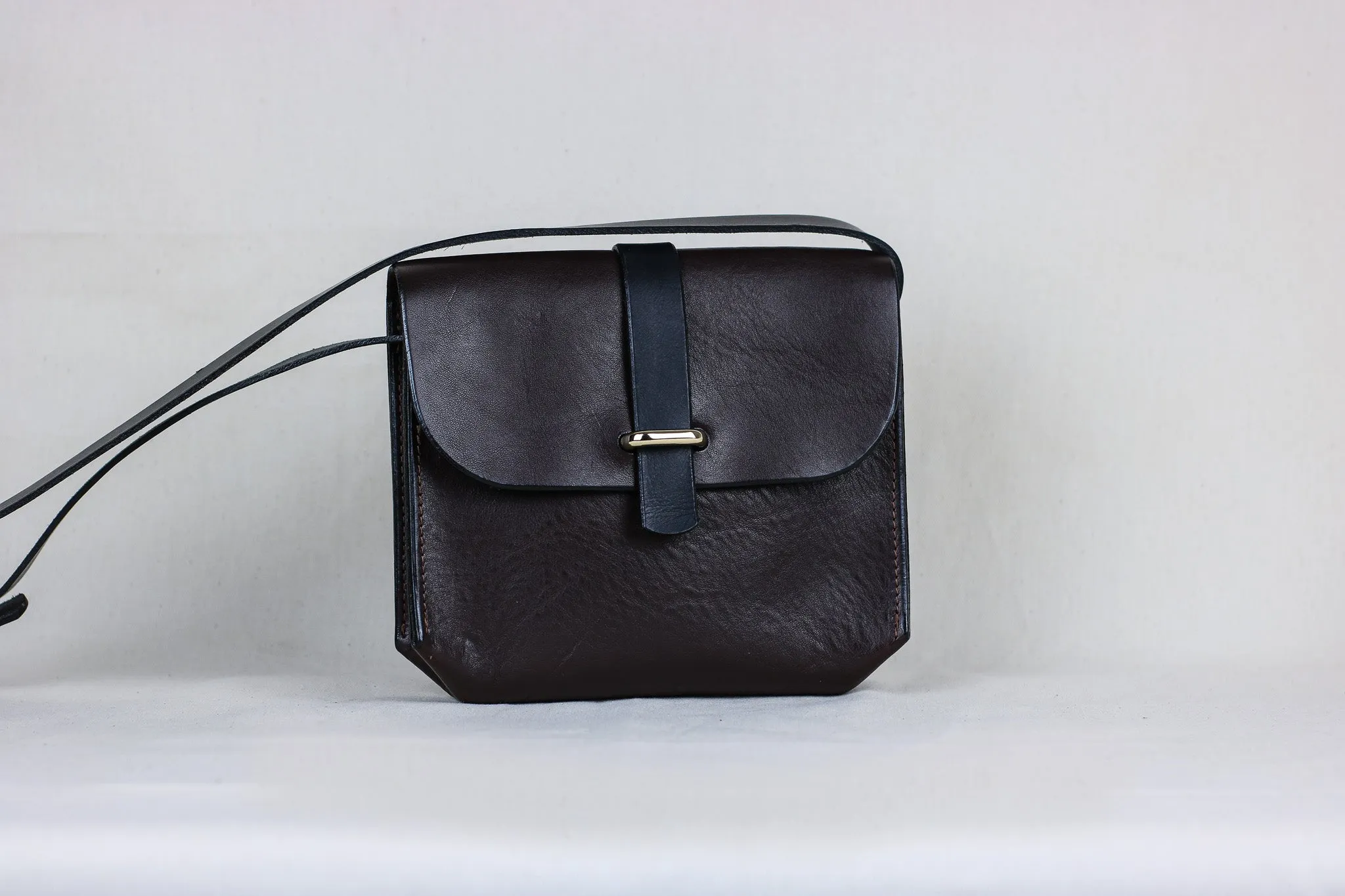 JULIA - Leather Crossbody Bag