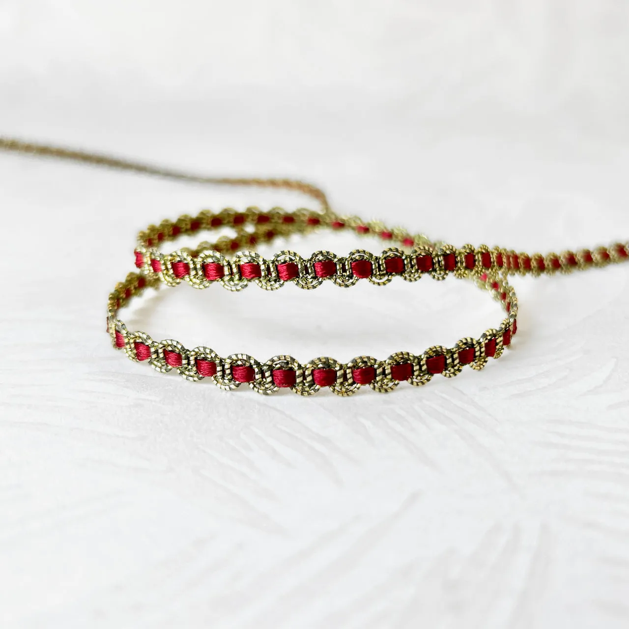 Scalloped Metallic Braid with Ribbon Inset 5/16" - Multiple Colorways