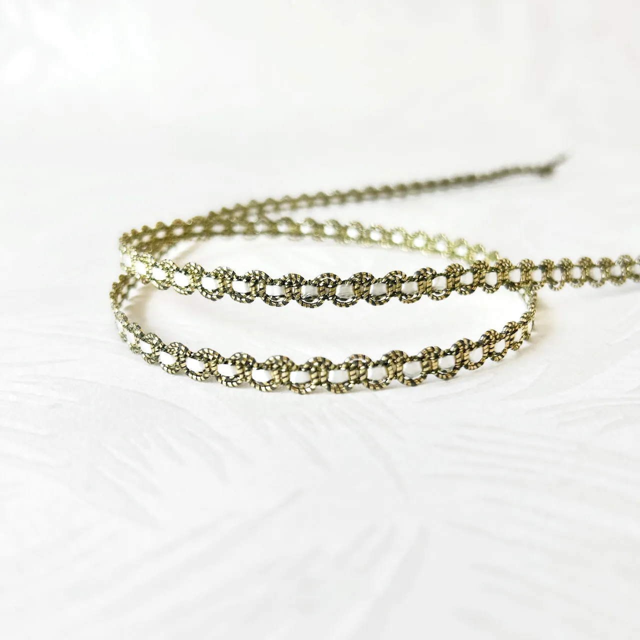 Scalloped Metallic Braid with Ribbon Inset 5/16" - Multiple Colorways