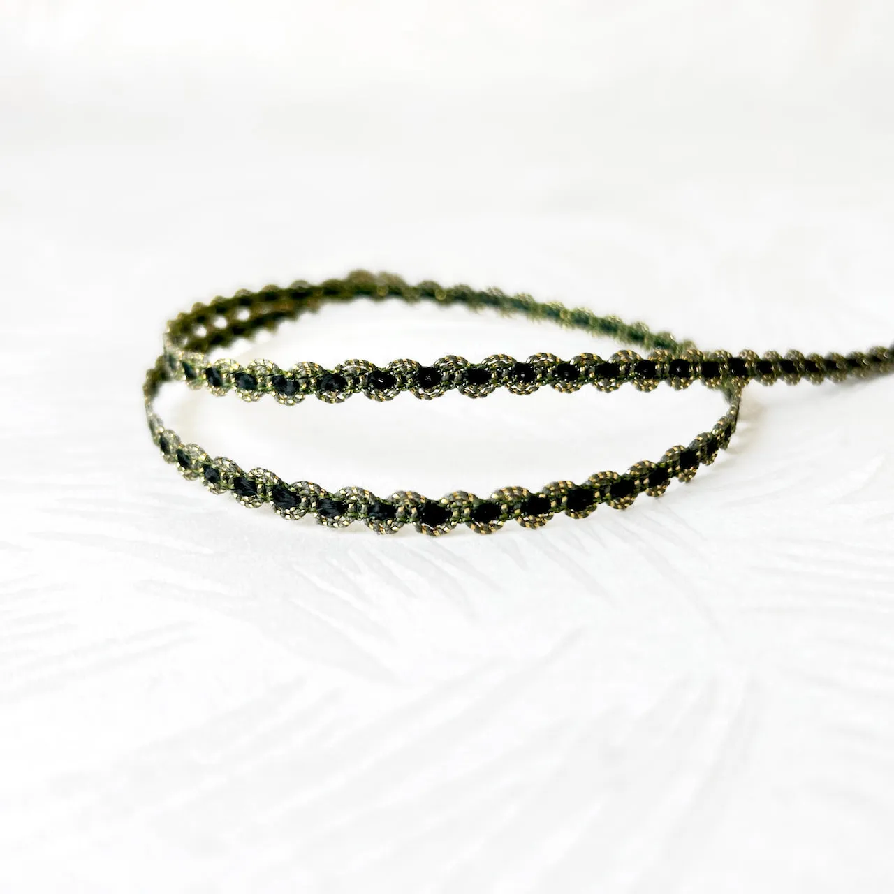 Scalloped Metallic Braid with Ribbon Inset 5/16" - Multiple Colorways