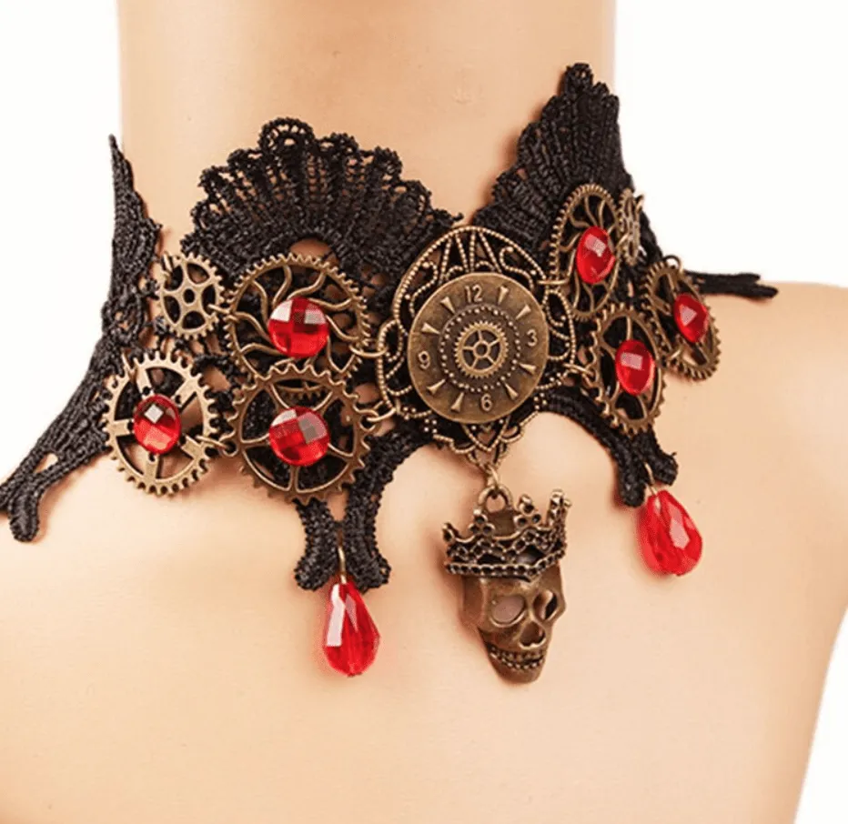 Skull Queen Necklace